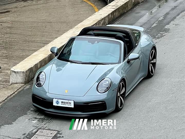 Porsche 911 Targa 4 3.0T