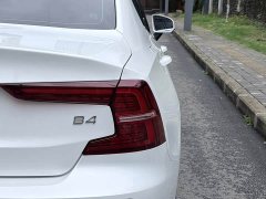 Volvo S60 B4 Zhiyuan Luxury Edition - фото 9