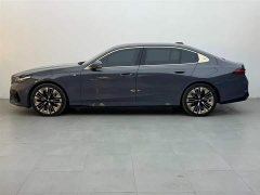 BMW 5 Series 530Li M Sport Luxury Package - фото 3