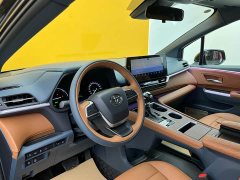 Toyota Granvia 2.5L Hybrid Comfort Edition - фото 4