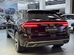 Audi Q8 55 TFSI Premium Dynamic - фото 4
