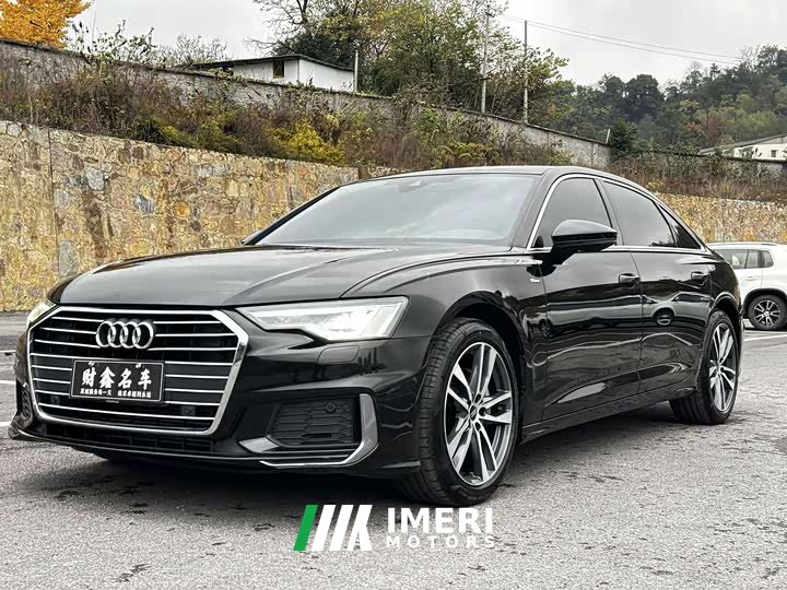 Audi A6L 40 TFSI Luxury Dynamic Edition - автомобиль из Китая