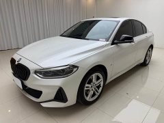 BMW 1 Series 2021 120i M Sports Night Edition - фото 1