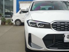 BMW 3 Series 325Li M Sports Package - фото 10