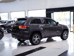 Jeep Grand Cherokee (Import) 2020 3.0L Elite Navigation Edition - фото 16