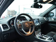Jeep Grand Cherokee (Import) 2020 3.0L Elite Navigation Edition - фото 5
