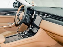 Jaguar XFL 2024 2.0T P250 two-wheel drive exclusive luxury version - фото 19