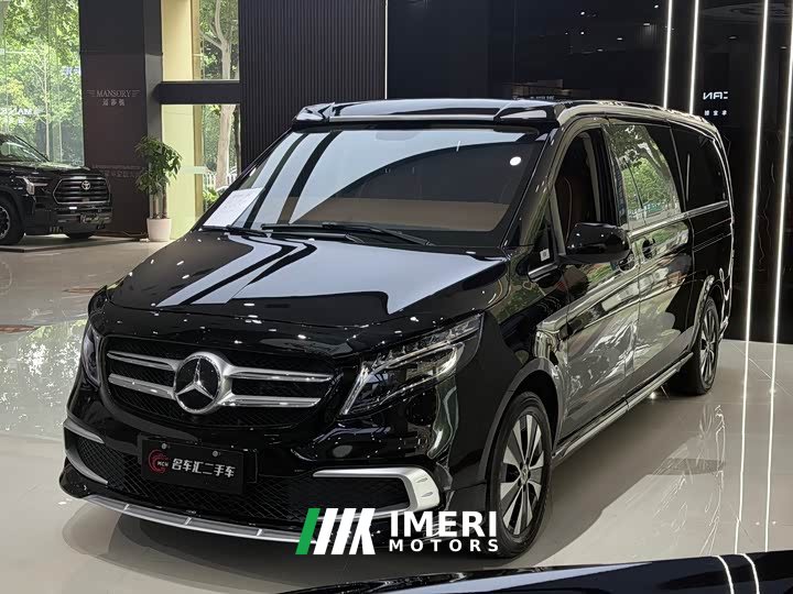 Lexus Vito 2023 2.0T Business Edition 7 seats