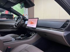 BYD Han DM-i Honor Edition 121KM Elite - фото 10