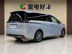 Trumpchi E8 PHEV 150km MAX - фото 5