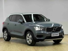 Volvo XC40 T3 Smart Travel Fashion Edition - фото 2