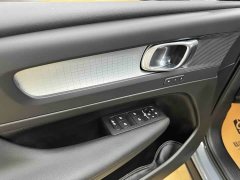 Volvo XC40 T3 Smart Travel Fashion Edition - фото 9