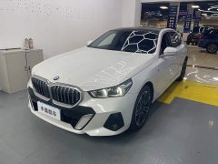 BMW 5 Series 530Li Luxury M Sport Package - фото 1