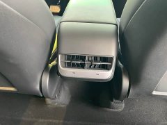 Tesla Model Y rear-wheel drive version - фото 17