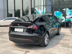 Tesla Model Y rear-wheel drive version - фото 4