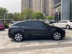 Tesla Model Y rear-wheel drive version - фото 7