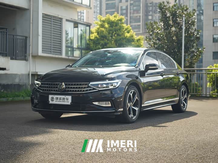 Volkswagen Magotan Year Facelift Enjoy Edition 330TSI DSG Luxury - автомобиль из Китая