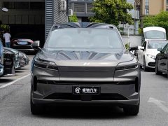 BMW Ledo L90 Ultra six-seater version - фото 2