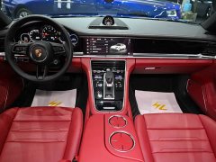 Porsche 2023 Porsche Panamera Platinum Edition 2.9T - фото 16