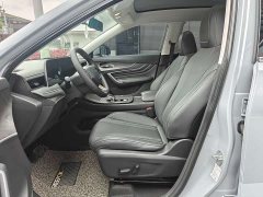 Lynk & Co Venucia V 260T Idol Edition Pro - фото 5