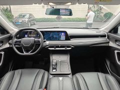 Lynk & Co Venucia V 260T Idol Edition Pro - фото 7