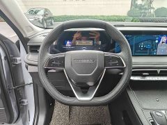 Lynk & Co Venucia V 260T Idol Edition Pro - фото 8