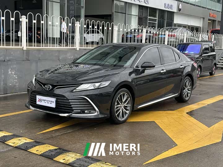 Toyota Camry 2.5G Luxury Edition - автомобиль из Китая