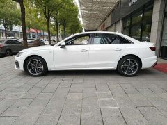 Audi A4L 2 Million Edition 40 TFSI Fashion Dynamic - фото 13