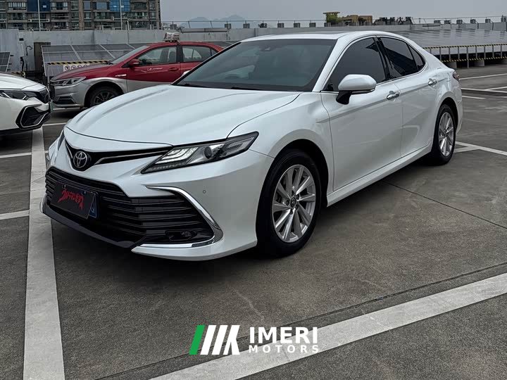 Toyota Camry 2.0G Luxury Edition - автомобиль из Китая