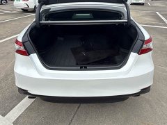 Toyota Camry 2.0G Luxury Edition - фото 17