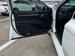Toyota Camry 2.0G Luxury Edition - фото 8
