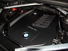 BMW X7 xDrive40i Leading Luxury Package - фото 12