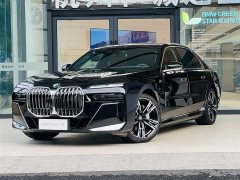 BMW i7 xDrive60L M Sports Package - фото 1