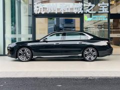 BMW i7 xDrive60L M Sports Package - фото 2