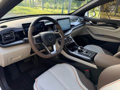 BYD Qin PLUS 2023 Champion Edition DM-i 55KM Transcendent Type - фото 7
