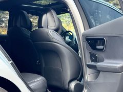 Mercedes-Benz C-Class 2023 facelift C 200 L sports version - фото 14