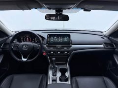 Honda Accord 260TURBO Deluxe Edition - фото 13