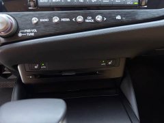 Lexus ES 2021 300h Excellence Edition - фото 14