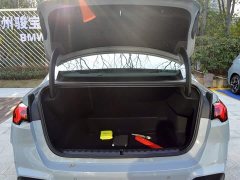 BMW 2 Series 225L M Sports Package - фото 8