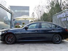 BMW 3 Series 330Li Exclusive M Sports Night Package - фото 5