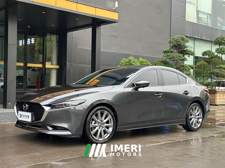 Mazda 3 Axela 2.0L Automatic Zhizhen Edition - автомобиль из Китая