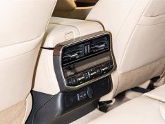 Toyota Land Cruiser (imported) LC300 2022 3.5T Middle East version - фото 14