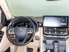 Toyota Land Cruiser (imported) LC300 2022 3.5T Middle East version - фото 17