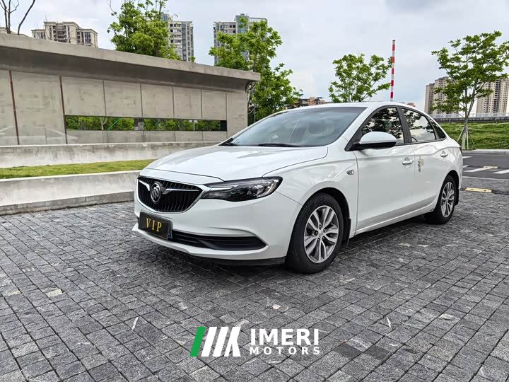 Mercedes-Benz Yinglang facelift 1.3T automatic light hybrid elite - автомобиль из Китая