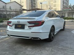 Honda Accord 260TURBO Magic Night Premium Edition - фото 6