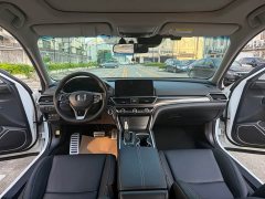 Honda Accord 260TURBO Magic Night Premium Edition - фото 7