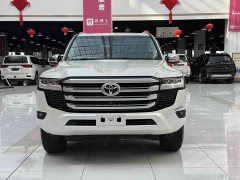 Toyota Land Cruiser (imported) 3.5T Middle East version - фото 2
