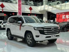 Toyota Land Cruiser (imported) 3.5T Middle East version - фото 3