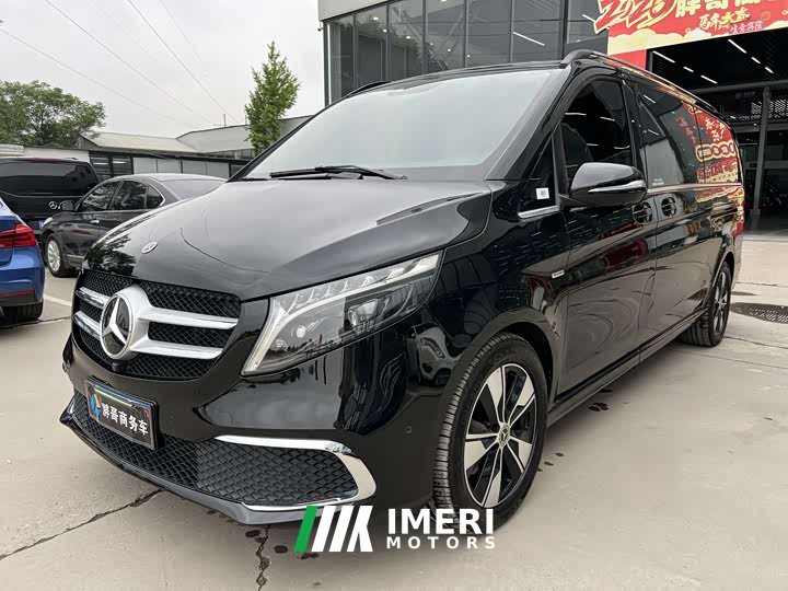 Mercedes-Benz V-Class 2022 V 260 L Long Wheelbase Premium Edition - автомобиль из Китая
