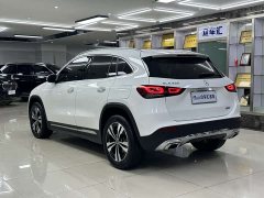 Mercedes-Benz GLA 200 - фото 6